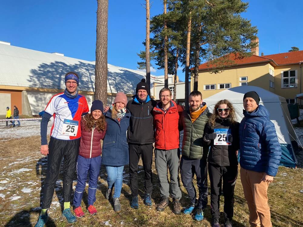 Jan Semerád, Anna Pangrácová, Martina Vaňková, Josef Procházka, Kamil Klíma, trenér Adam Hájek, Kateřina Nováková a Marek Spilka